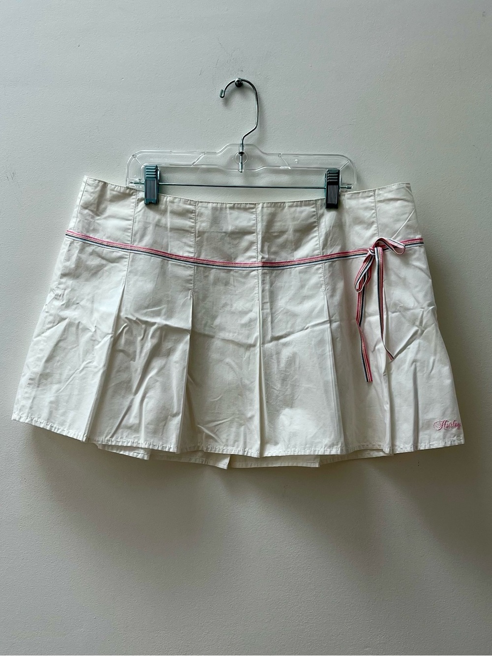 Vintage Hurley White Skirt with Multicolor Waist Tie